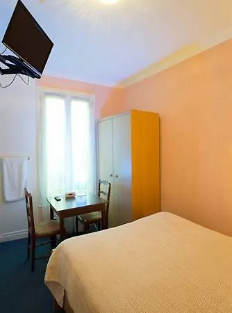 Le Petit Chateau Proche Parc Des Expositions Porte De Versailles 2*