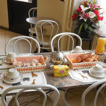 Hotel Le Petit Chateau Proche Parc Des Expositions Porte De Versailles
