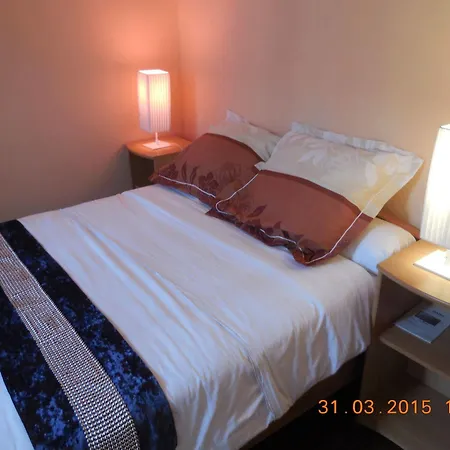 Le Petit Chateau Proche Parc Des Expositions Porte De Versailles 2* Malakoff
